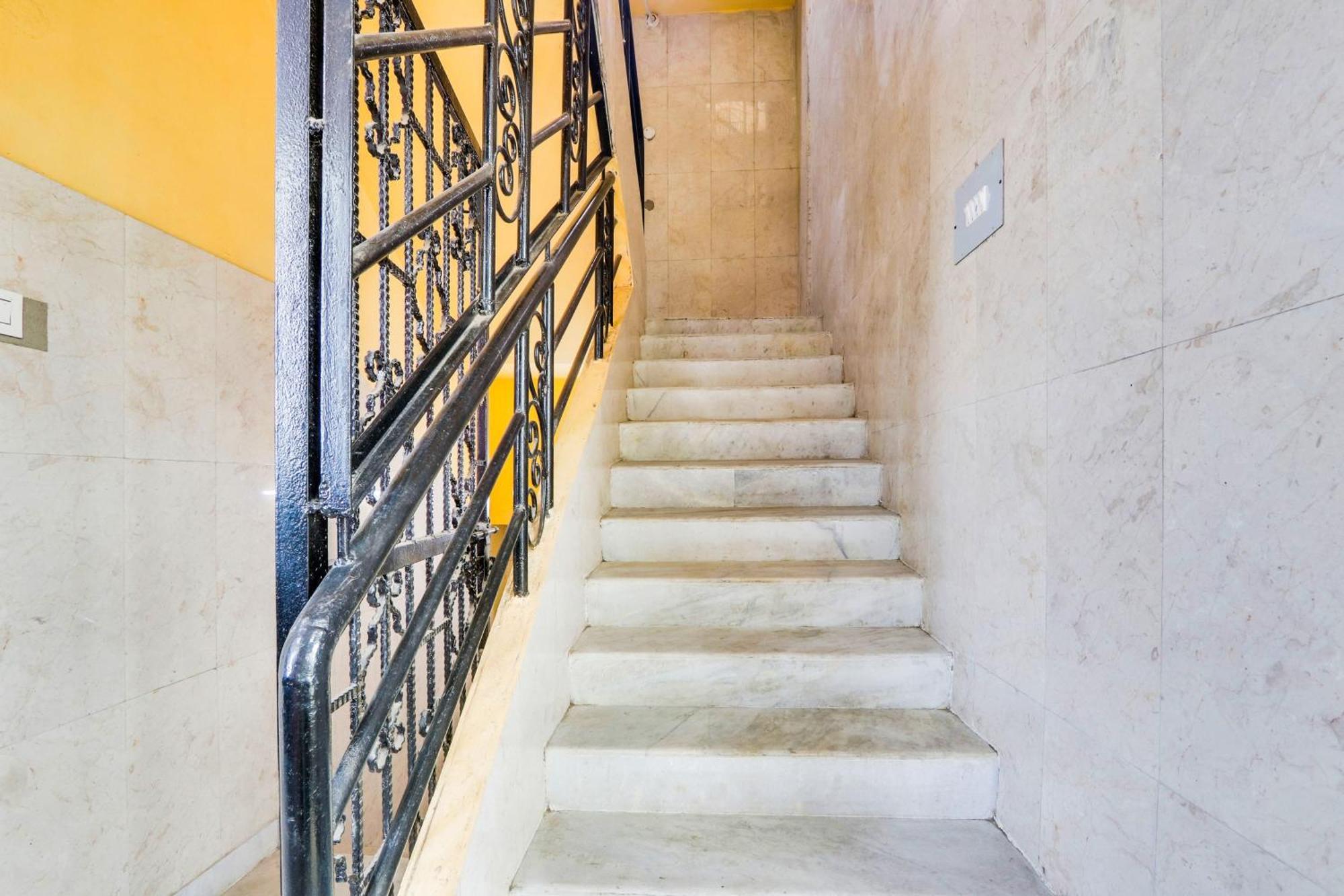 Hotel O City Inn Luxury Rooms Warangal Exterior photo
